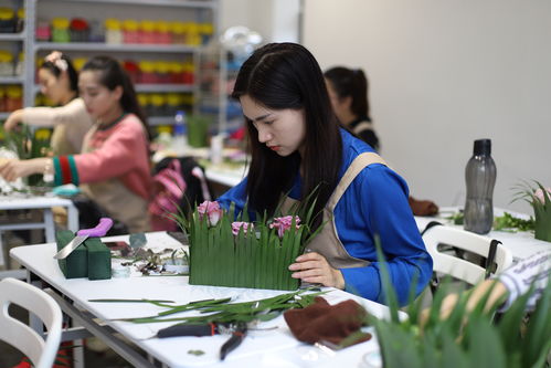 没有基础怎么开花店,没经验怎样速学开花店