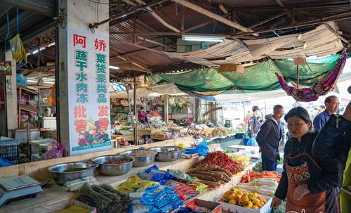 成都批发花盆市场在什么地方卖,成都批发花盆市场在什么地方卖花