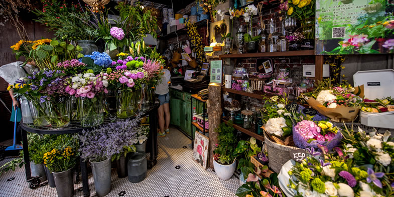 开一家花店挣钱吗现在,开一家花店能赚多少钱